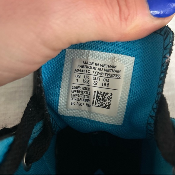 Converse x Adventure Time Chuck Taylor All Star Kids High Top Sneakers Size 1 - Picture 5 of 7